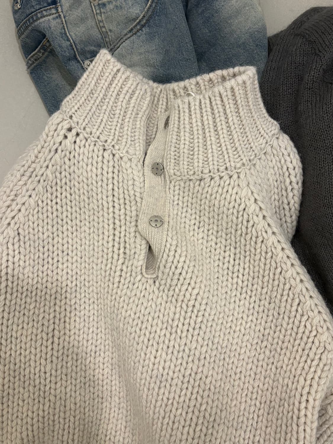 (택포함/새상품) 아모멘토 핸드 니트 Hand Knitted Half 상품이미지3