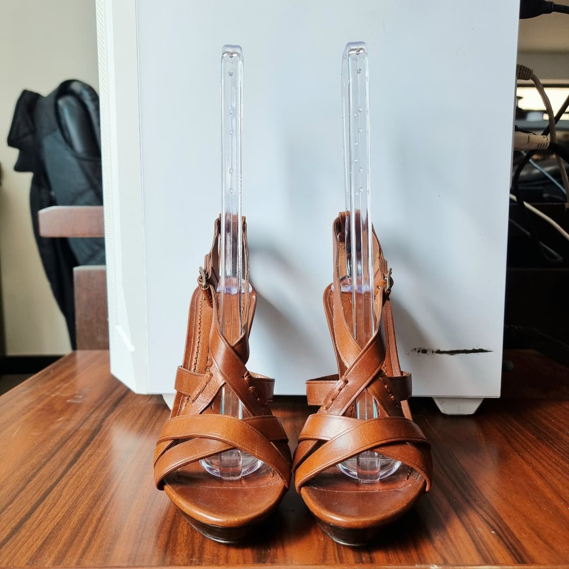 버버리 가죽 샌들 오픈토힐 스트랩힐 구두 슈즈 신발 (230/표기36) 상품이미지2