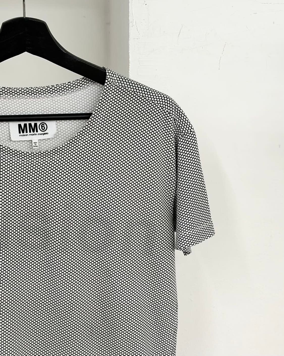mm6 메종 마르지엘라 일루전 그래픽 폴카 도트 하프 티셔츠 상품이미지3