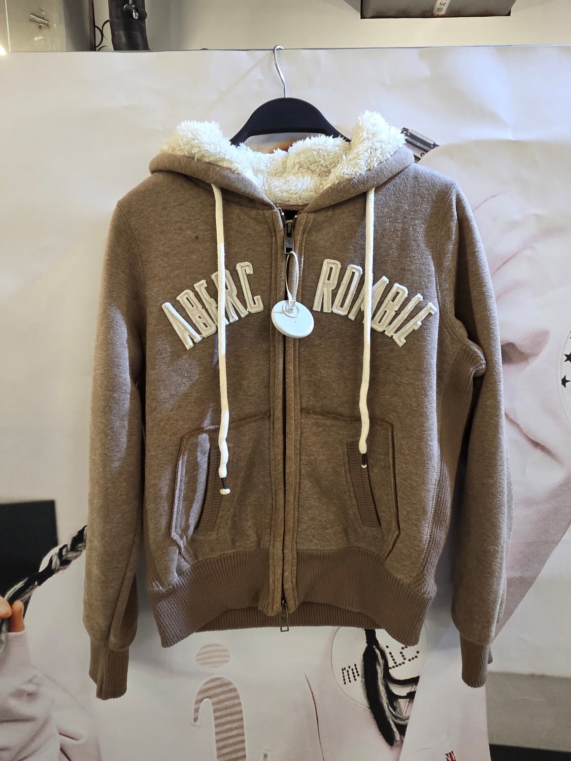 아베크롬비 브라운 투웨이 후드집업💯 상품이미지1