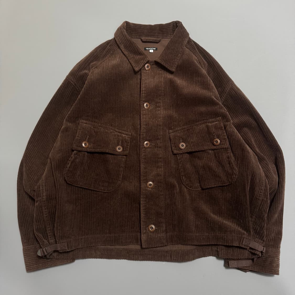 프릭스스토어 브라운컬러 코듀로이 버클 스트랩 쇼트 트러커 자켓 상품이미지6
