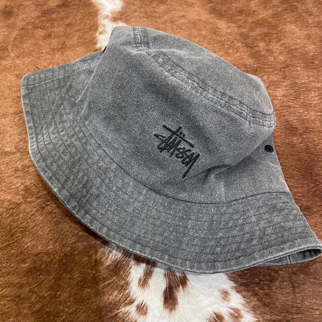 스투시 버킷햇 상품이미지1