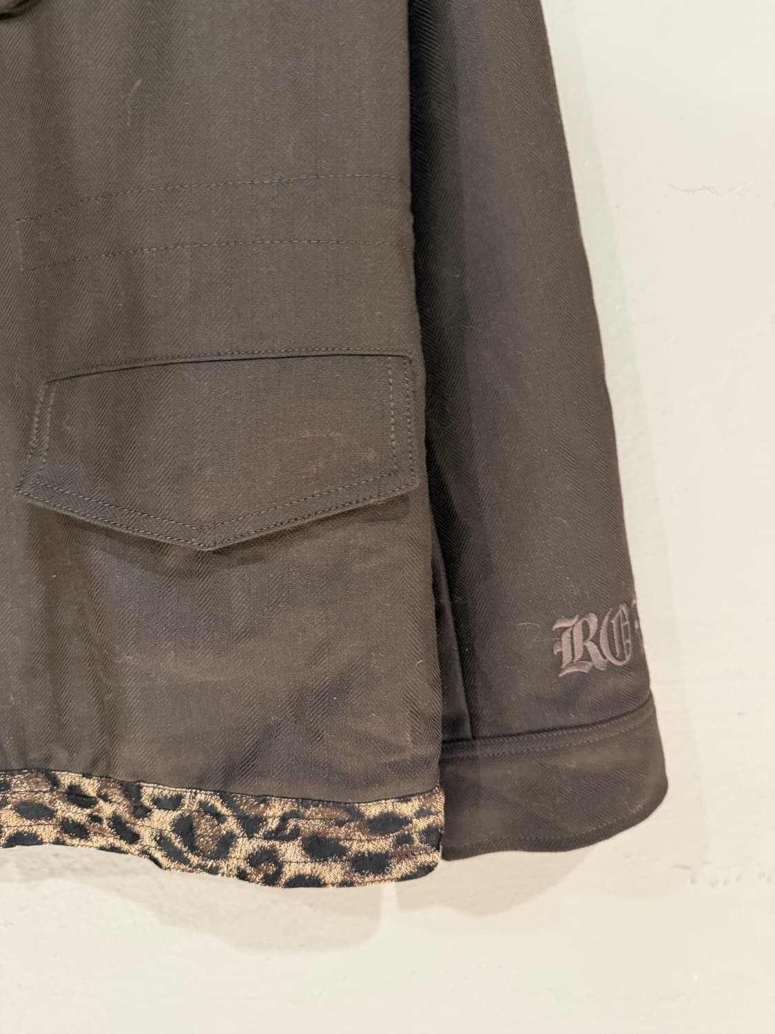 Roen multi pocket leopard point jacket 상품이미지7
