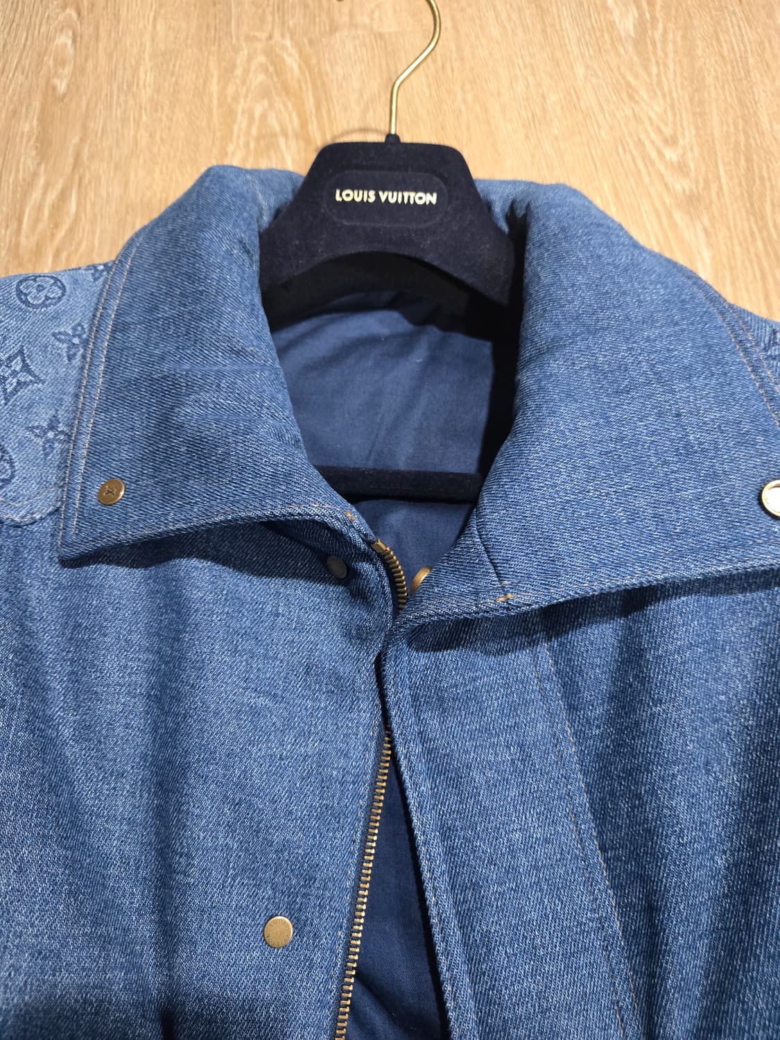 루이비통 모노그램 데님 패딩 자켓 상품이미지2
