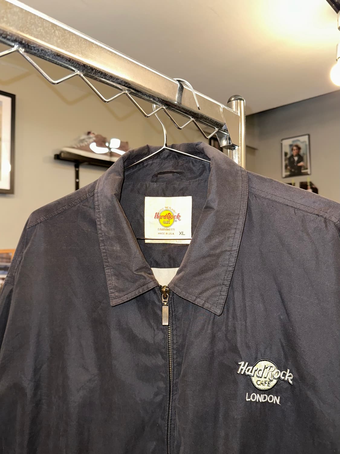 90’s Hard Rock Cafe London logo bomber 상품이미지5