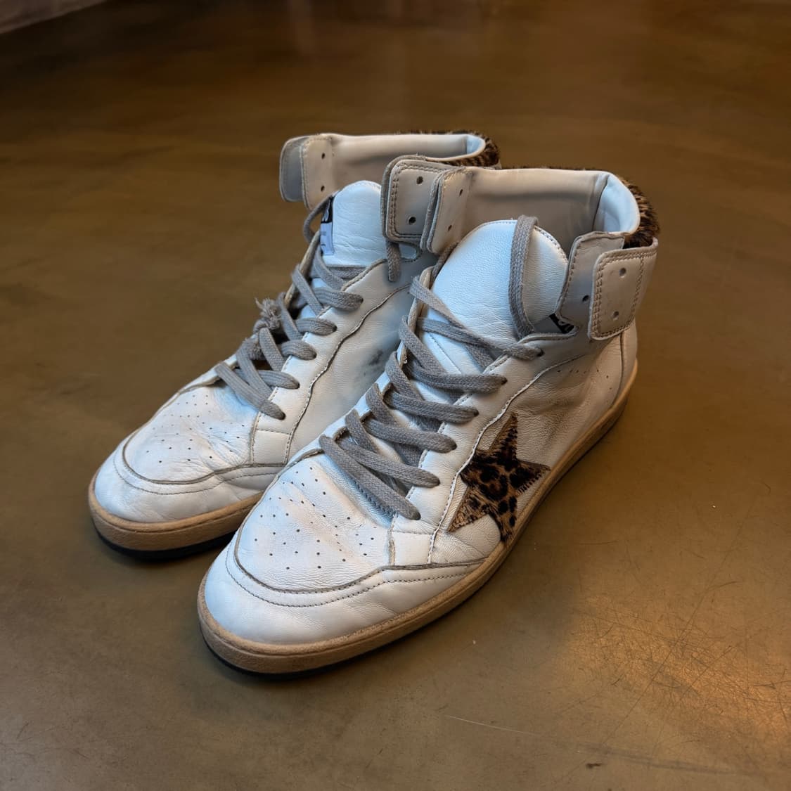 골든구스 여성 시그니처 레오파드 프린트 포니스킨 인서트 스카이스타 43 상품이미지4