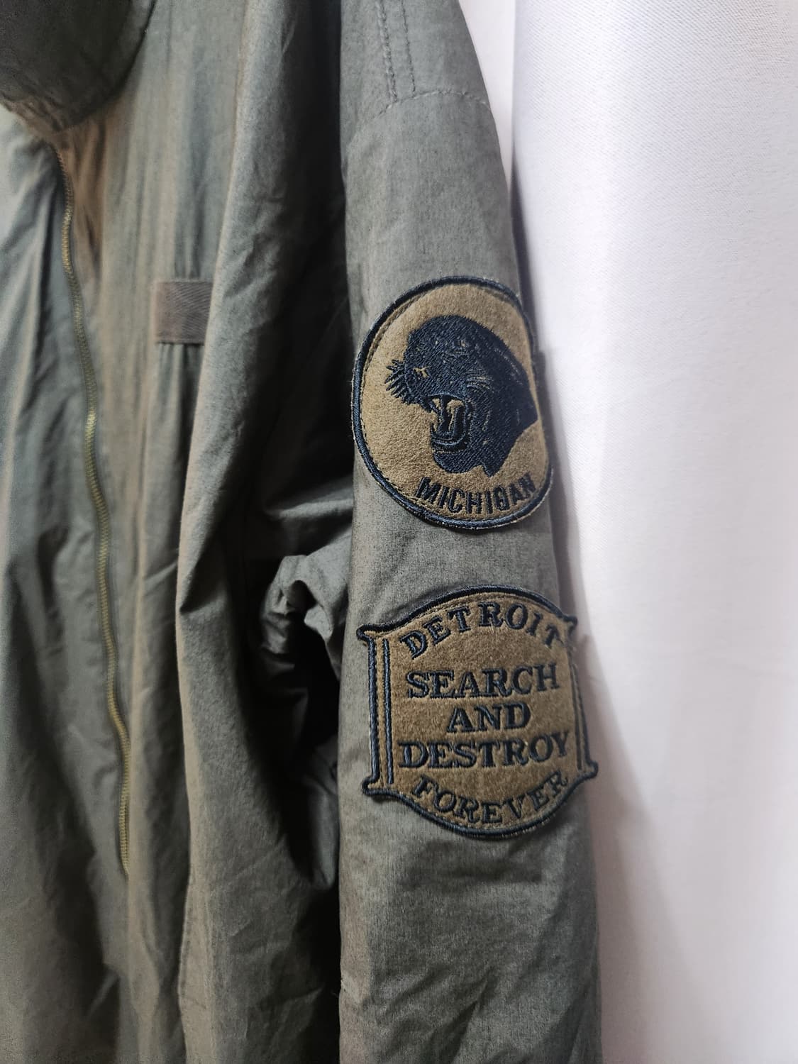 코데스 컴바인 카키색 야상 점퍼 스타일  롱 코트 상품이미지2