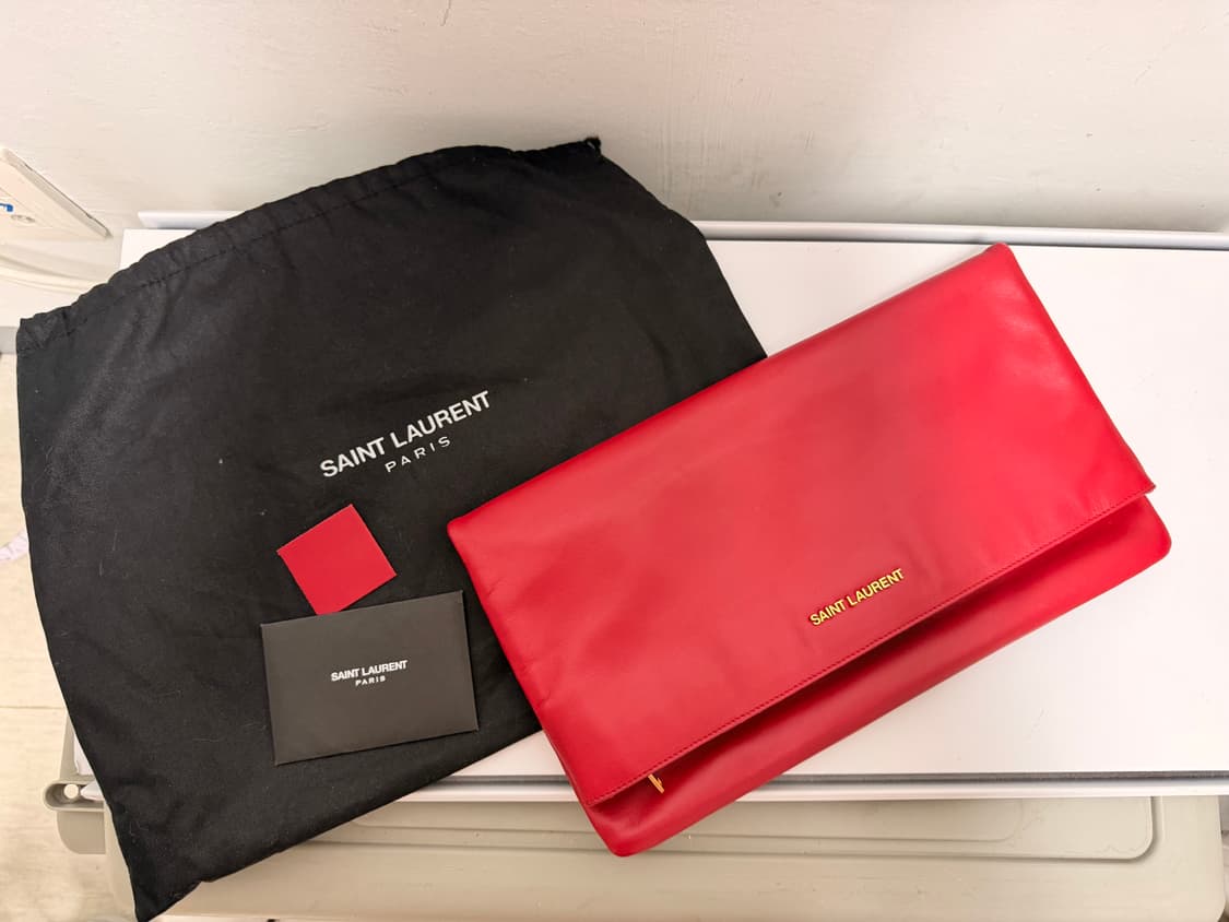 [정품] 입생로랑 파리 레터스 클러치 상품이미지1