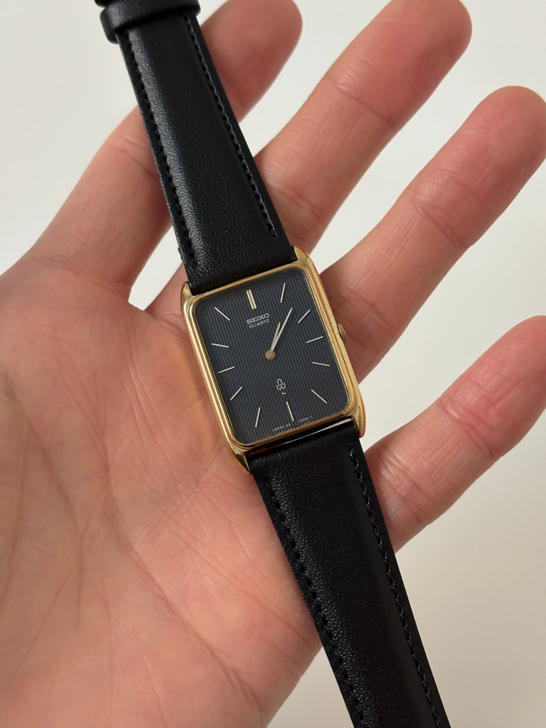 1970s Stripe Dark Navy Dial Tank Quartz 상품이미지2