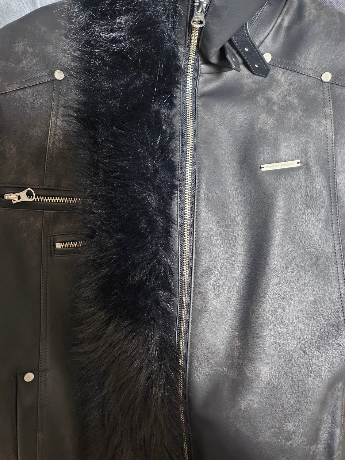 에트오소메 피그먼트 무스탕 퍼 점퍼 상품이미지2