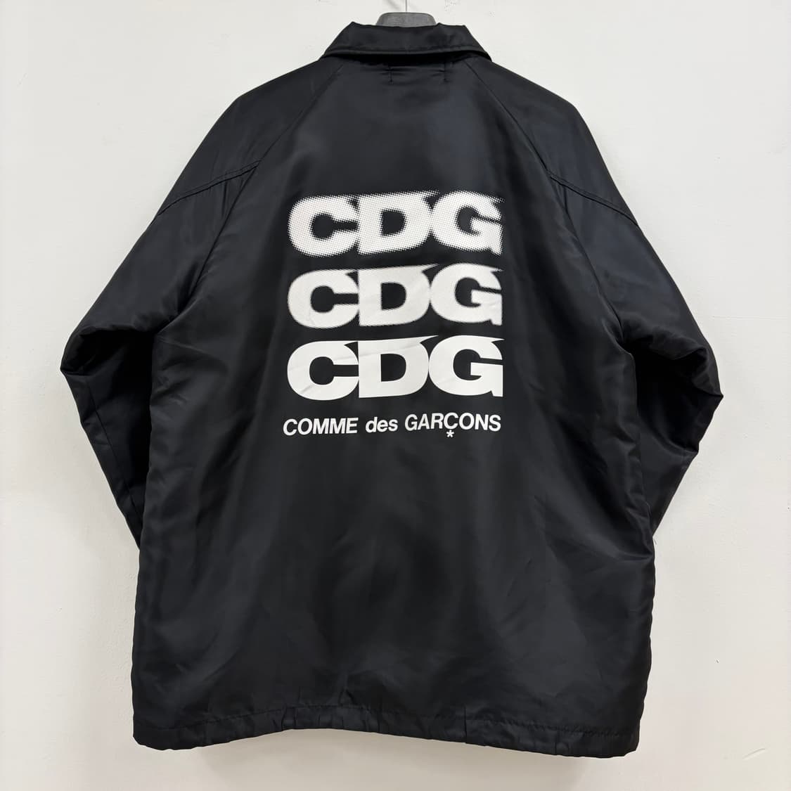 꼼데가르송 CDG 로고 코치 보아털 자켓 블랙 상품이미지3