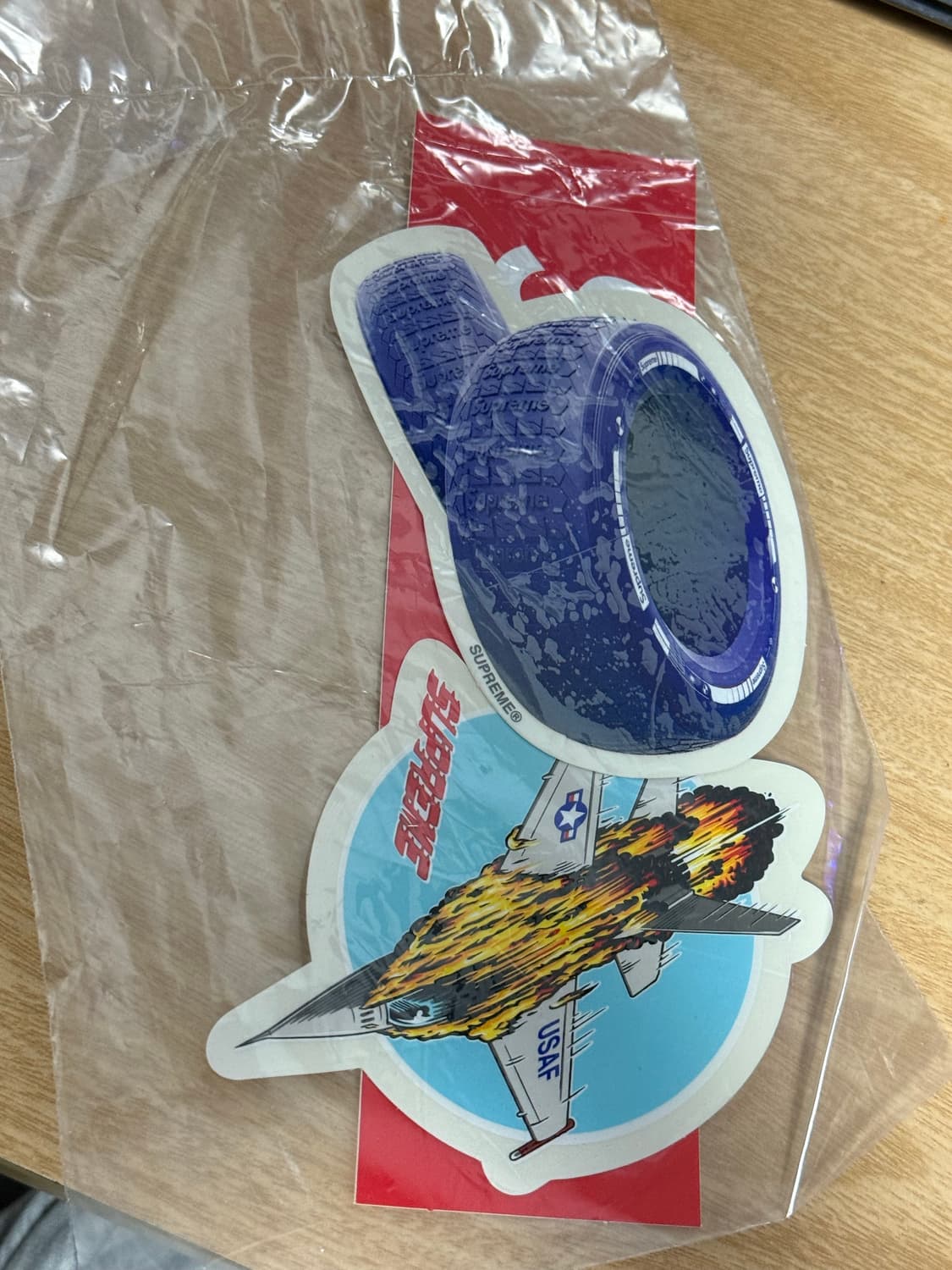 슈프림 20FW 시즌 스티커팩 상품이미지1