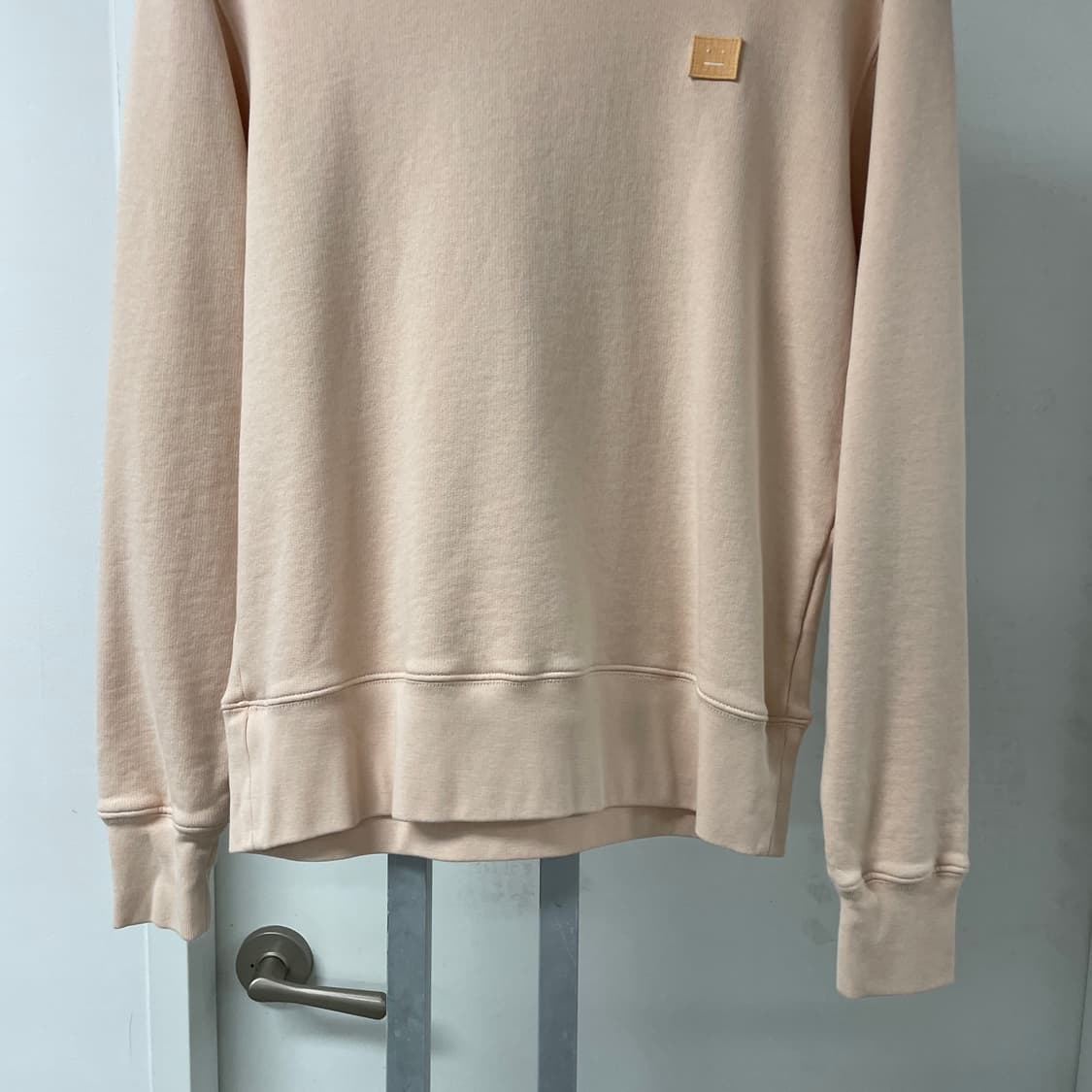 아크네스튜디오 핑크 맨투맨 XS(W) 상품이미지3