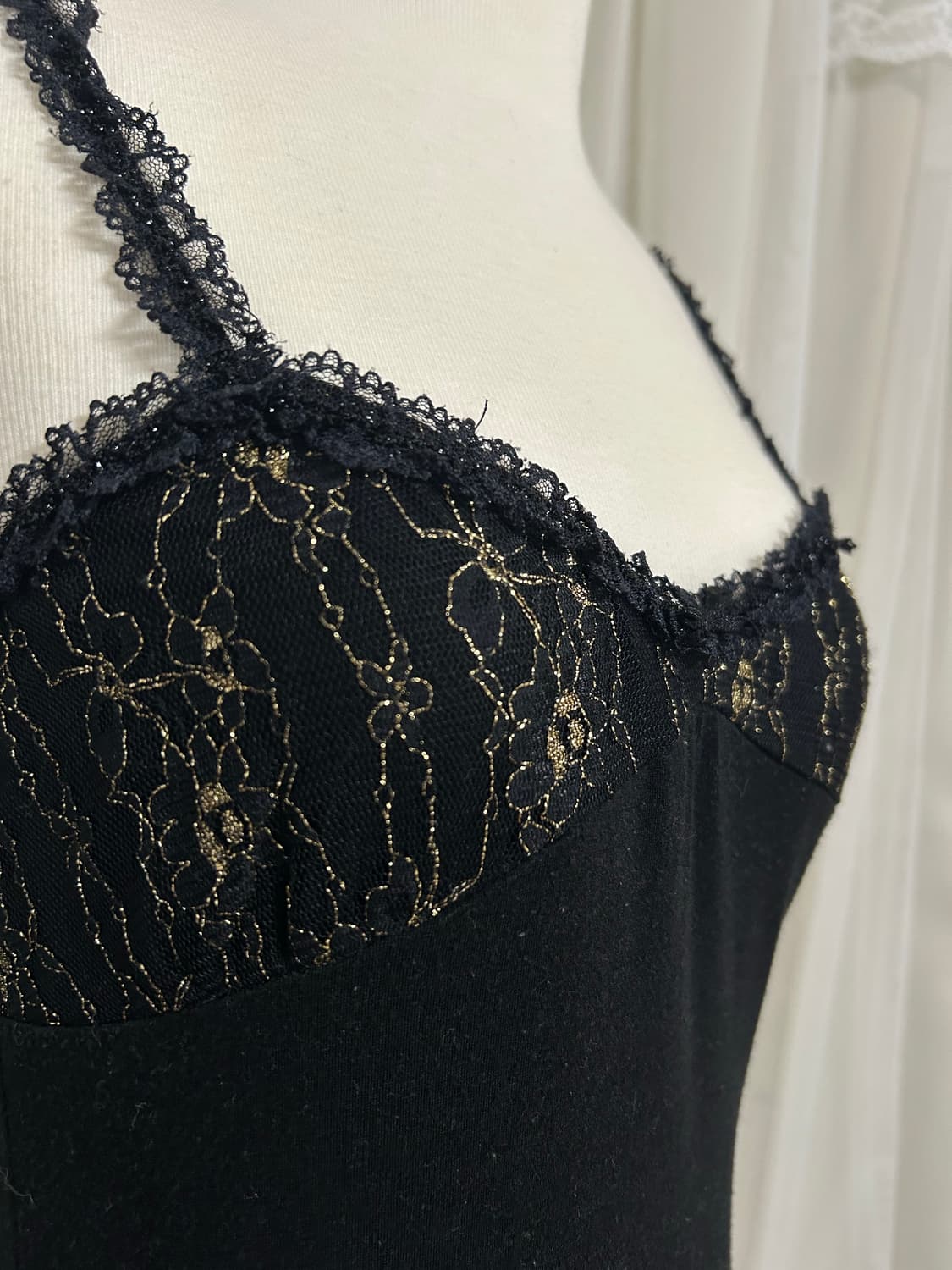 리즈리사 금장플라워 레이스슬리브리스 나시 오네갸루 상품이미지1