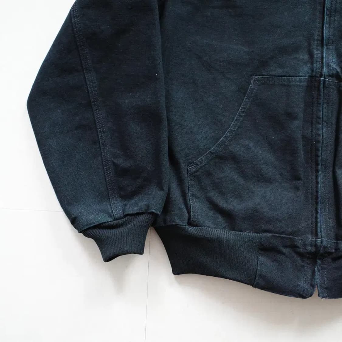 칼하트 J131 BLK 액티브 자켓 MADE IN USA 상품이미지5