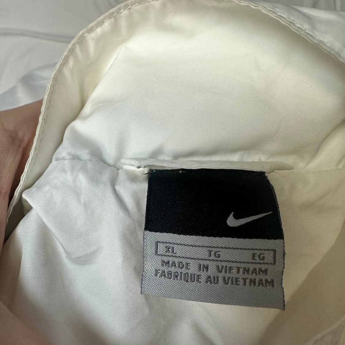 나이키 00s 화이트바람막이 105 상품이미지3