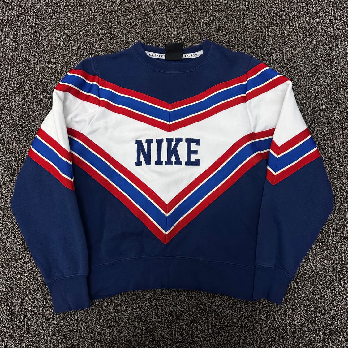 NIKE 나이키 여성 기모 맨투맨 S 상품이미지1