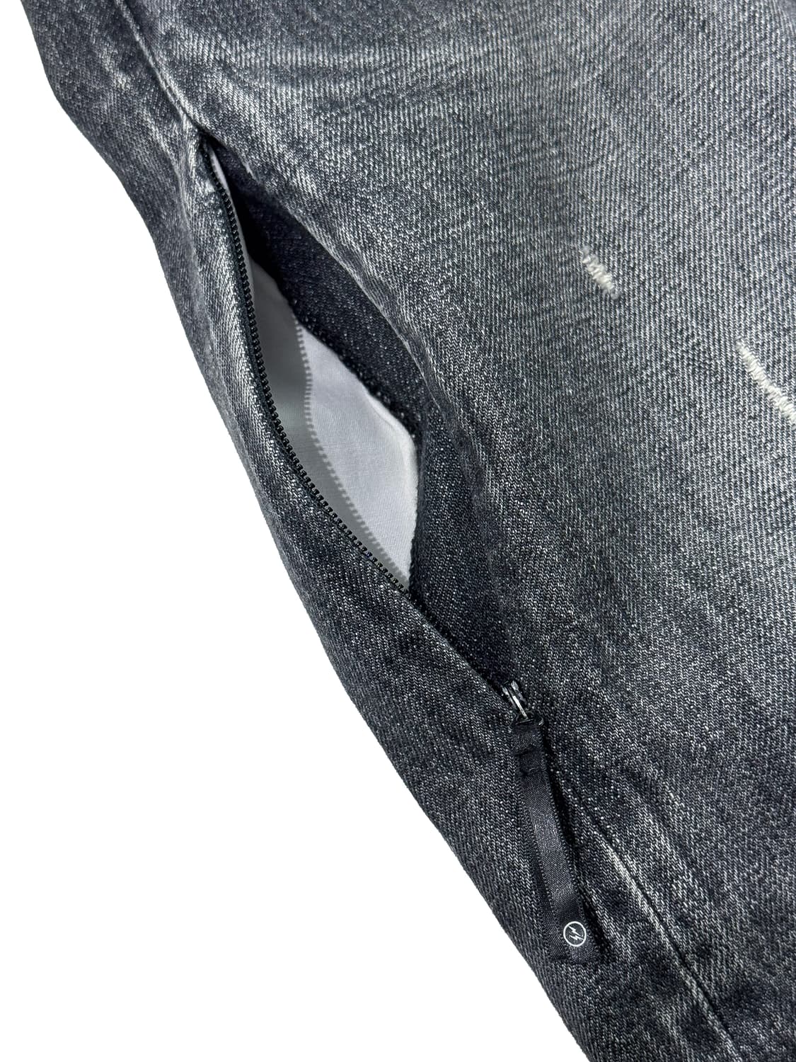 데님 바이 뱅퀴시 X 프라그먼트 테이퍼드 진 블랙 상품이미지6