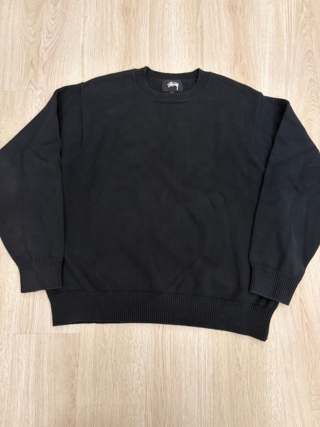 스투시 왕관 블랙 니트  상품이미지4