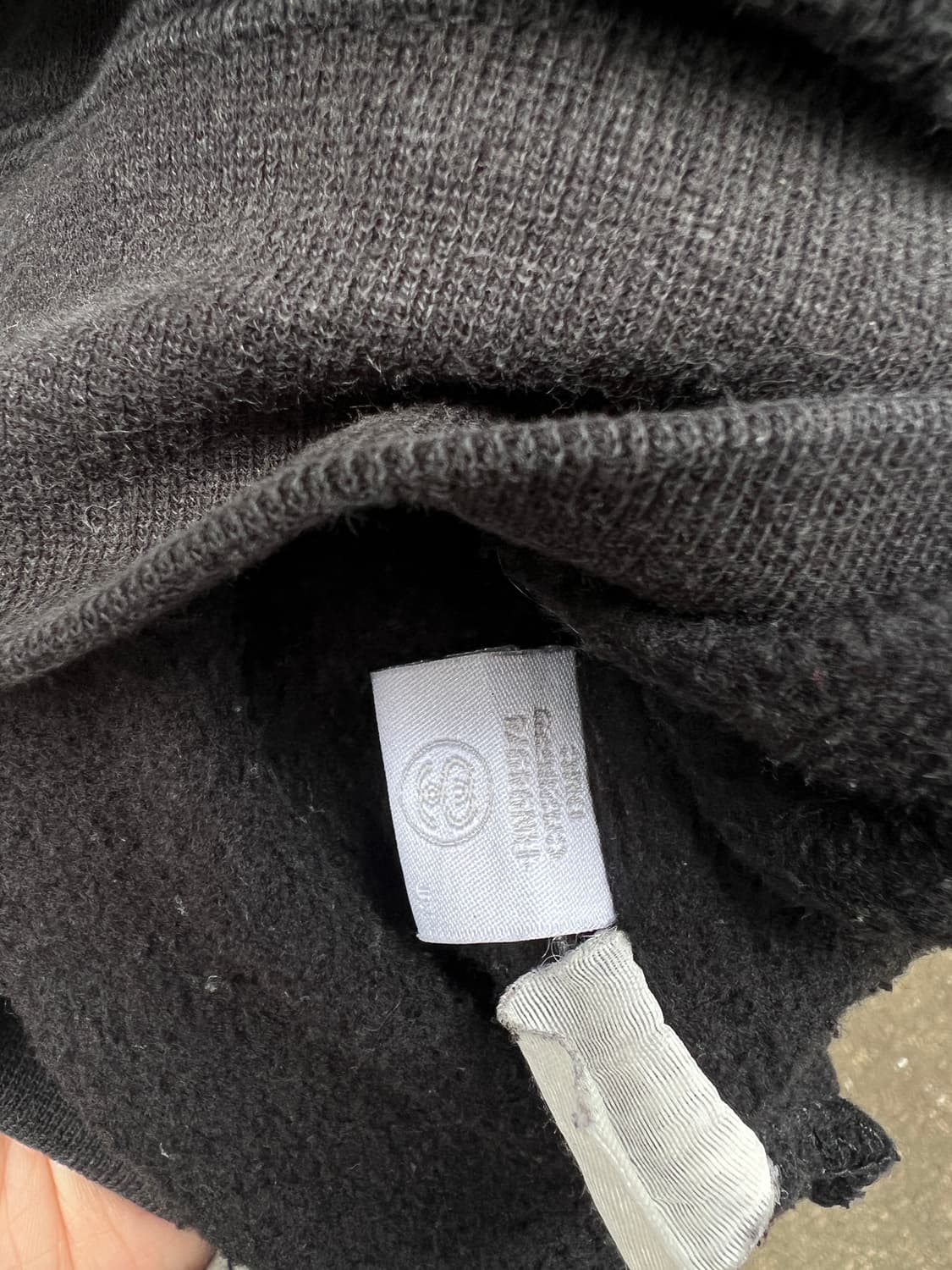 스투시 블랙 로고 맨투맨 상품이미지4