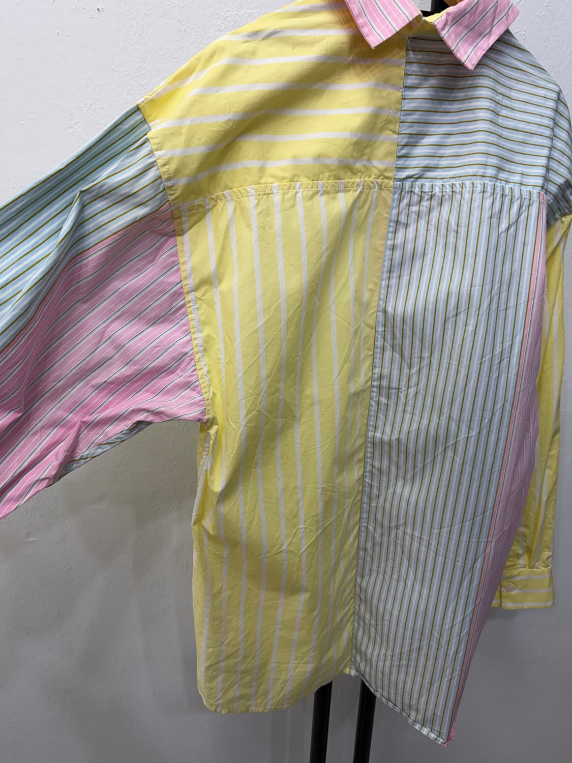 정품) 마르니 여성 오버핏 컬러풀 스트라이프 셔츠 36 상품이미지5