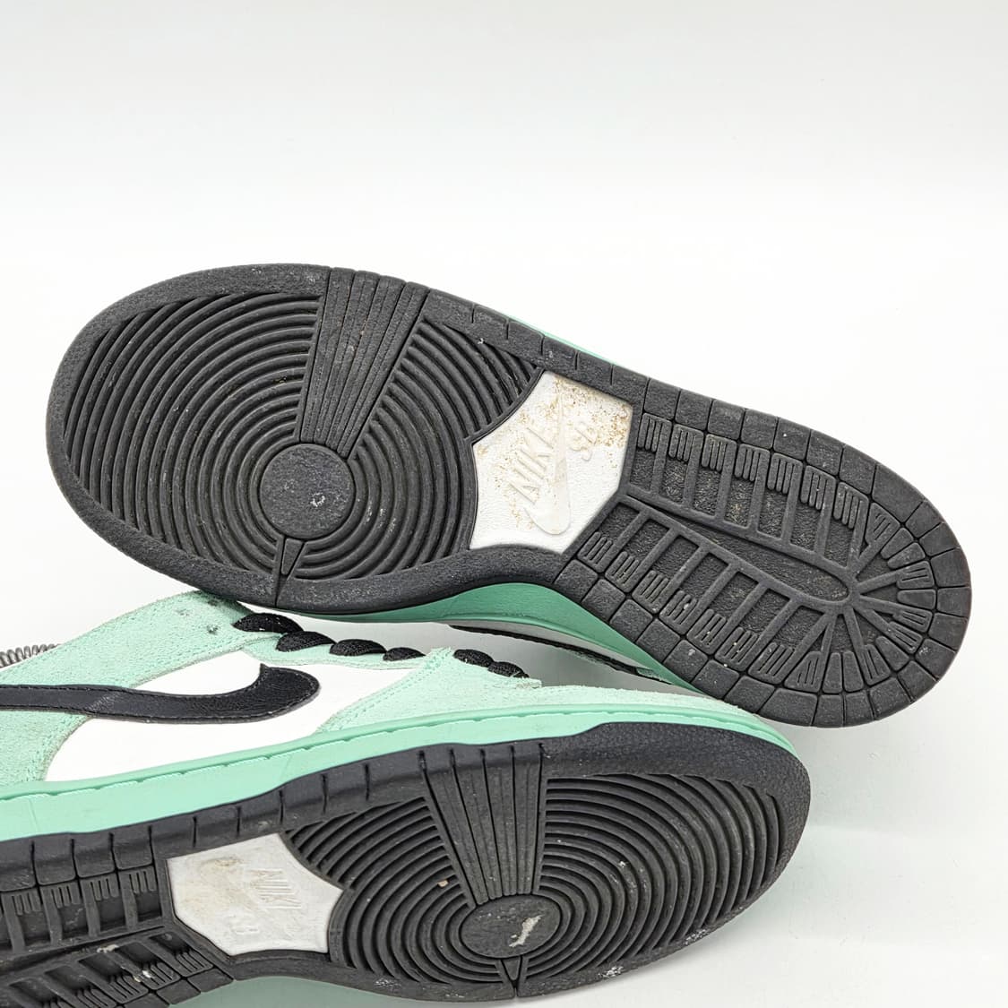 나이키 덩크 SB 로우 씨 크리스탈 (250) 상품이미지3