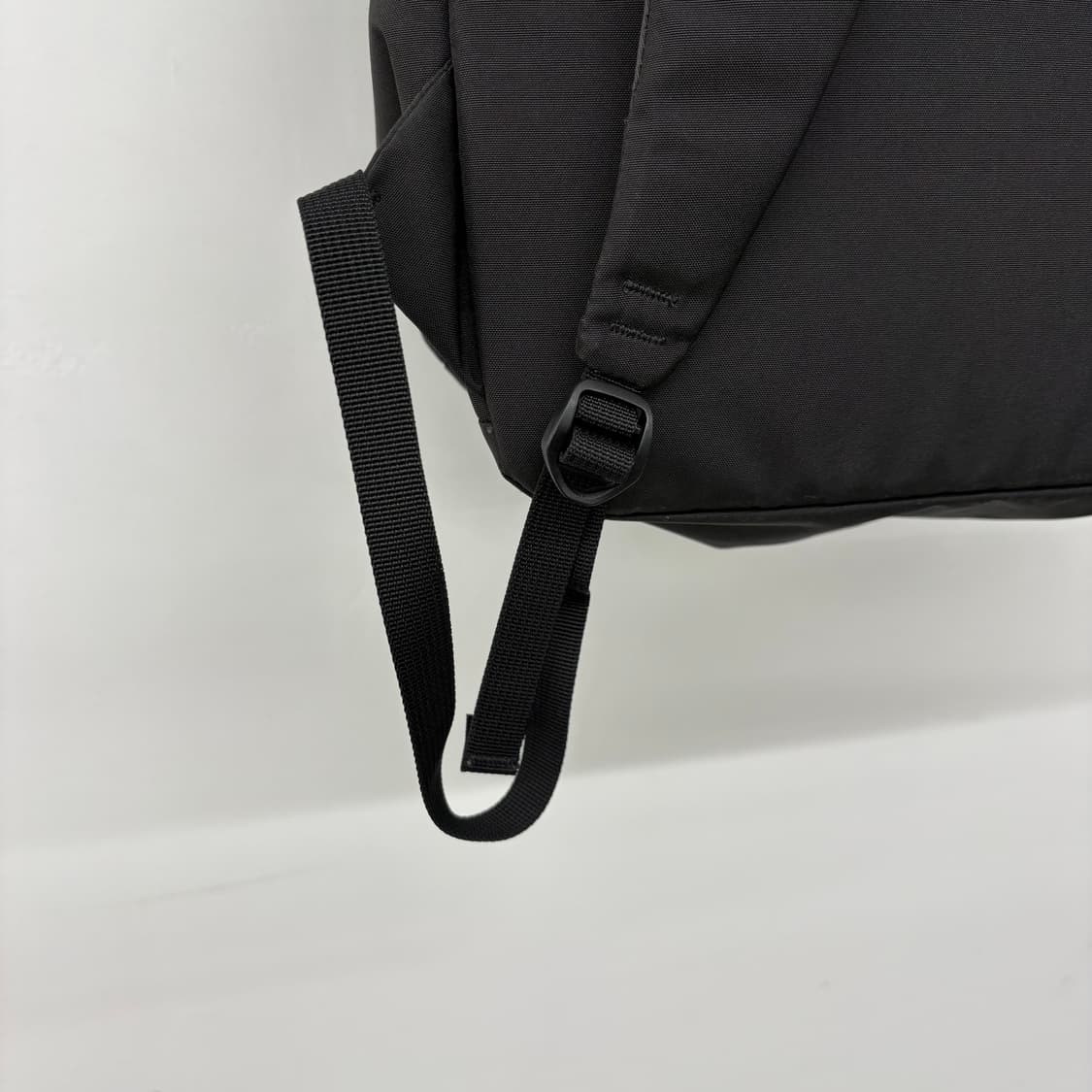 몽벨 mont-bell 블랙 백팩 상품이미지9