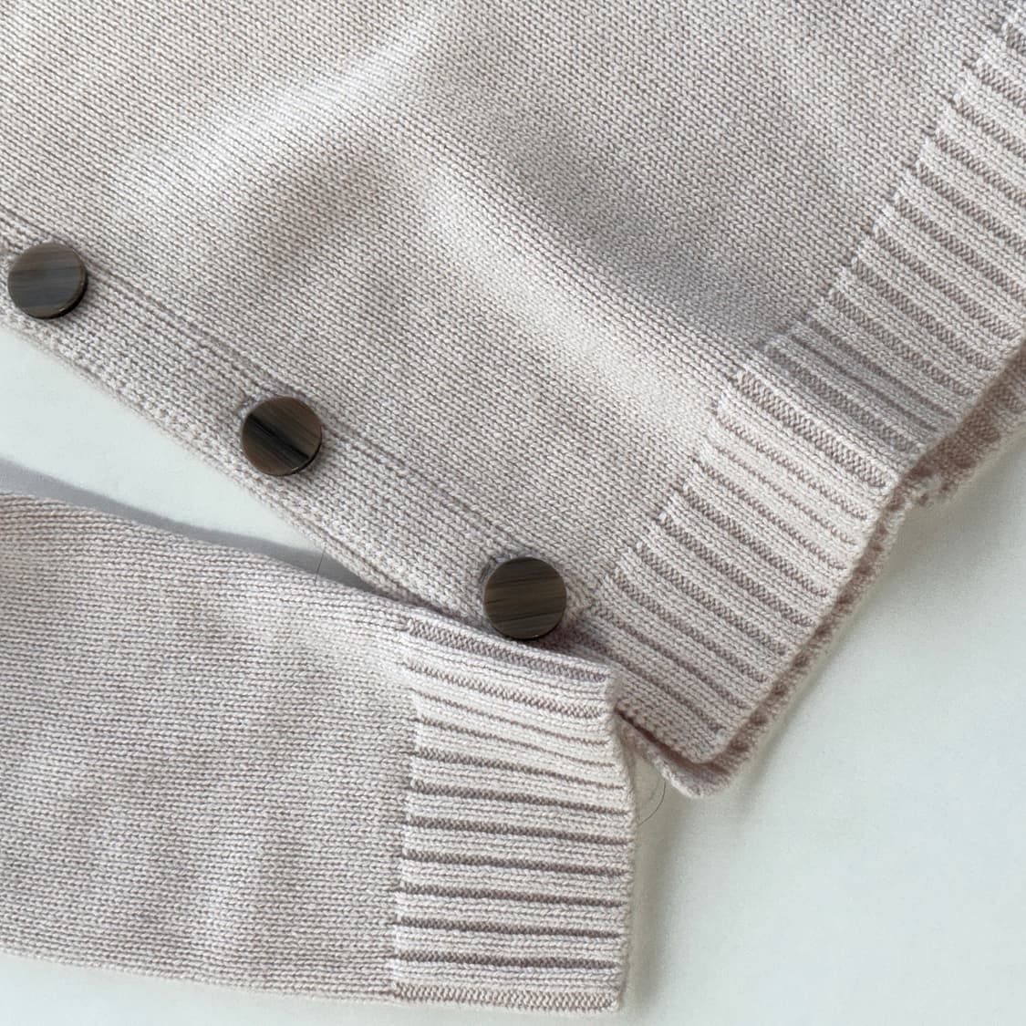 이브살로몬 25 울 캐시미어 버튼 스웨터 상품이미지3