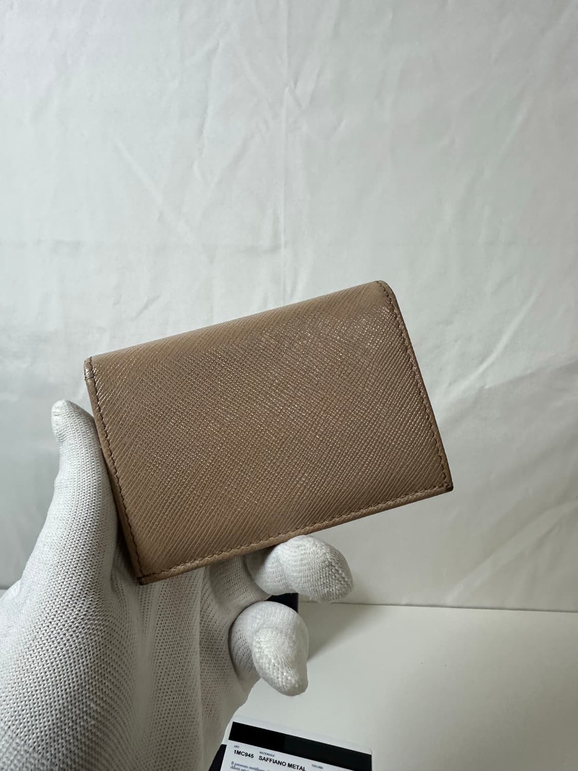 프라다 사피아노 명함지갑 핑크베이지 (OS) 상품이미지3