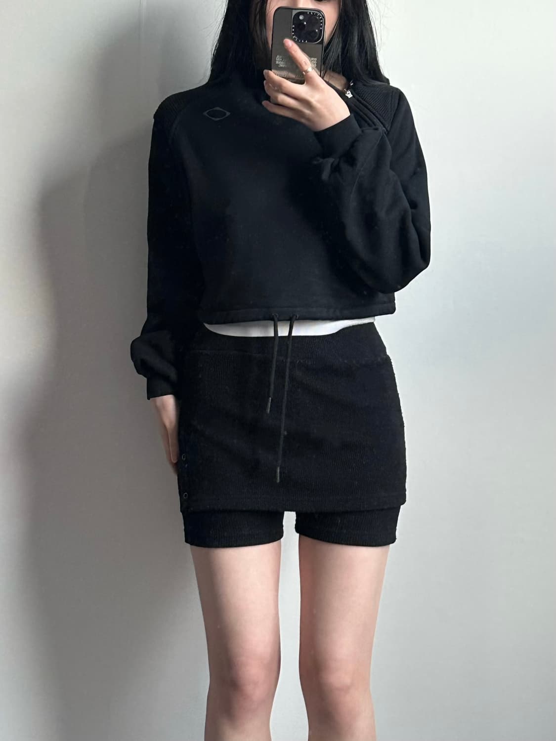 미스치프 사이드집 블랙 크롭 후드티 상품이미지1