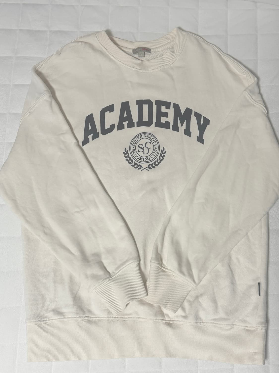 스파오 맨투맨 상품이미지1