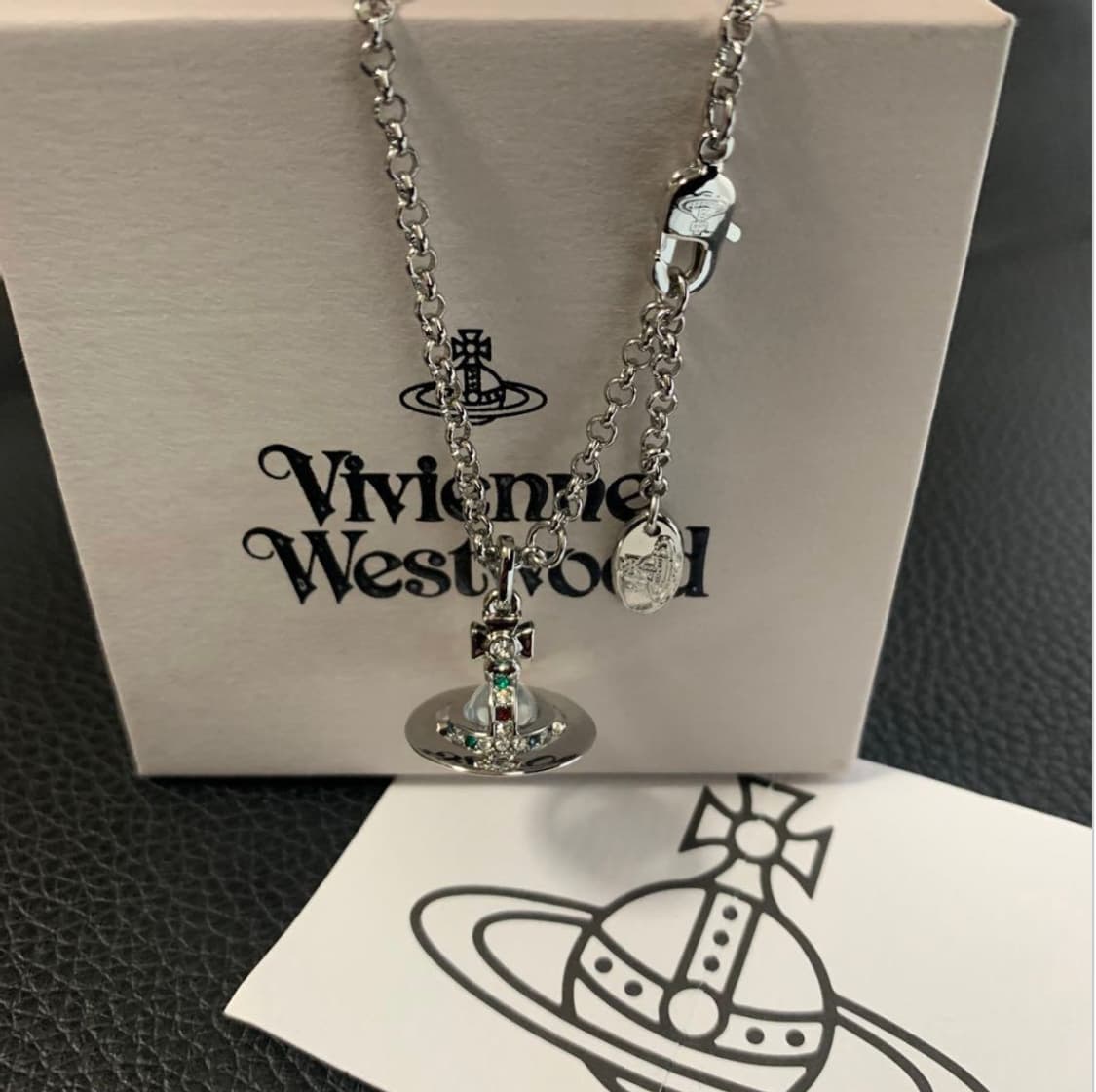 비비안웨스트우드 아카이브 멀티컬러 크리스탈 3d orb 팬던트 목걸이 상품이미지5