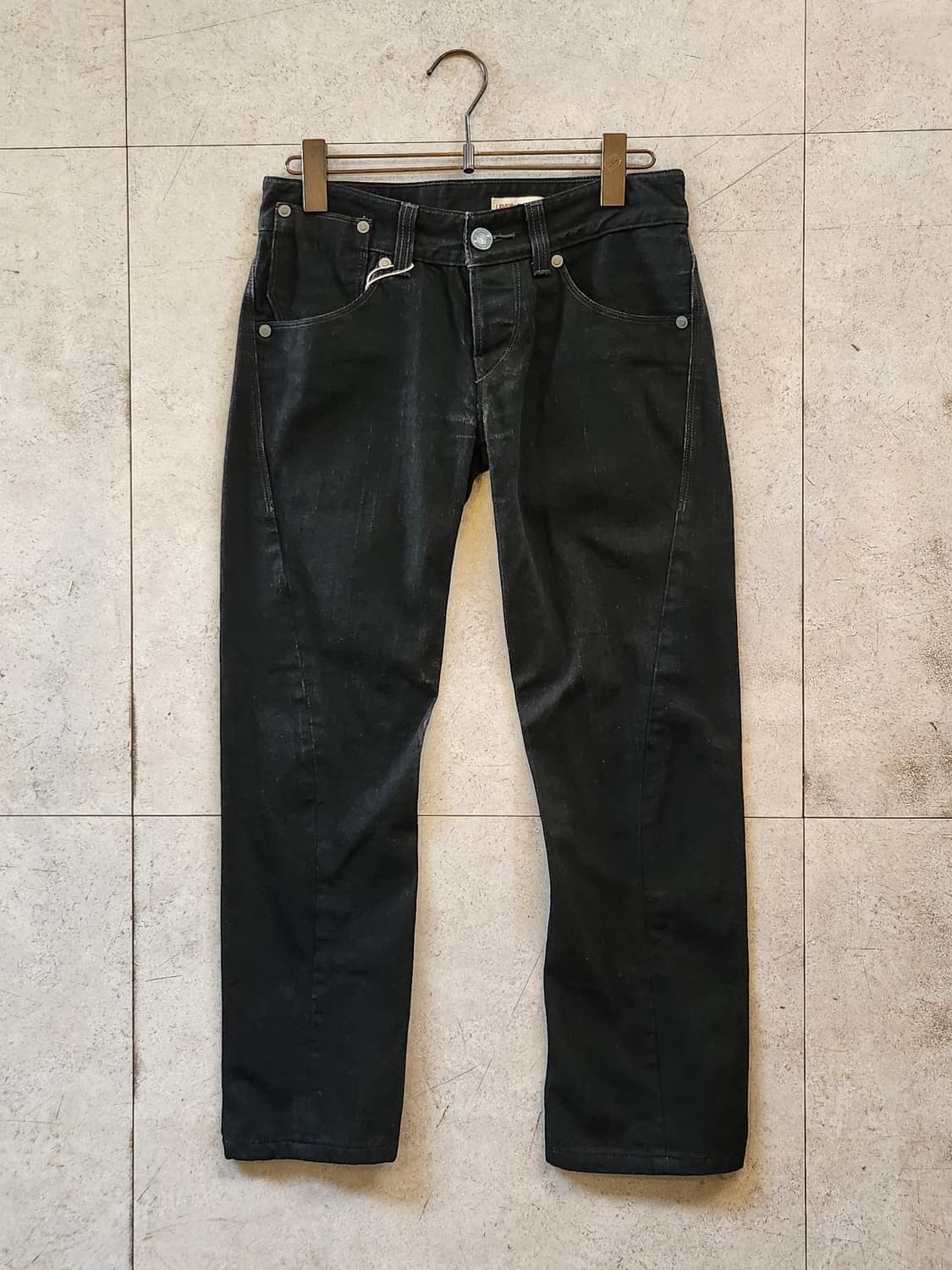 리바이스 엔지니어드 진 블랙 데님 팬츠 상품이미지1