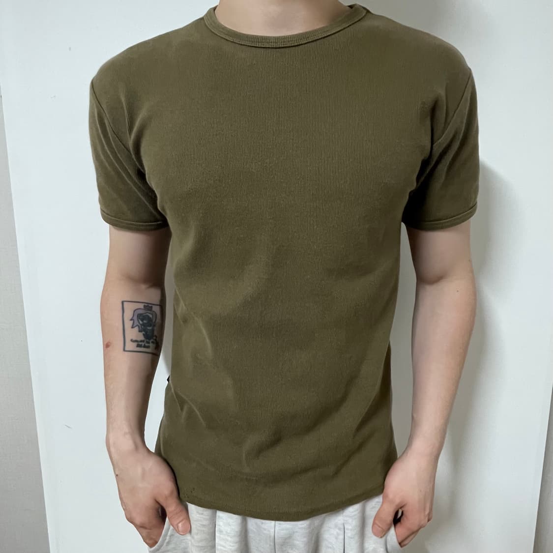 AVIREX KHAKI SHORT SLEEVE KNIT 상품이미지1