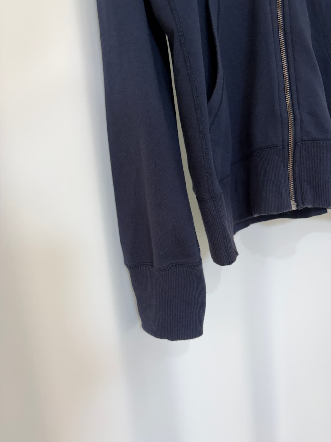 adidas hood zip up 상품이미지3