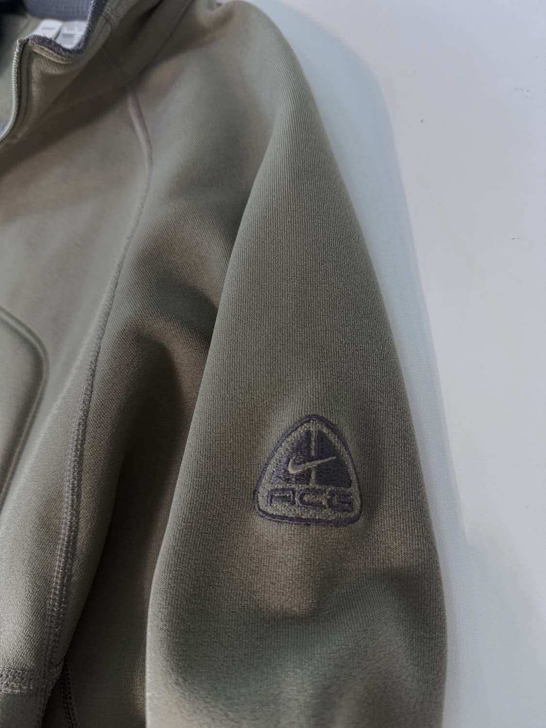 나이키 ACG 루즈핏 00‘s 카키 플리스 테크 하프집 자켓 상품이미지4