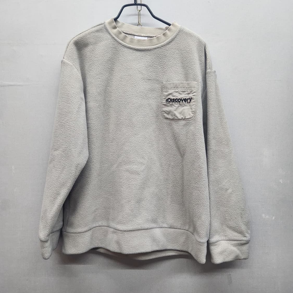 디스커버리 백 빅로고  후리스 원포켓 맨투맨 M 상품이미지1
