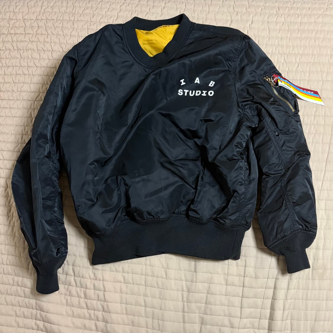 아이앱 스튜디오 x 알파 인더스트리 MA1 맨투맨 L 상품이미지2