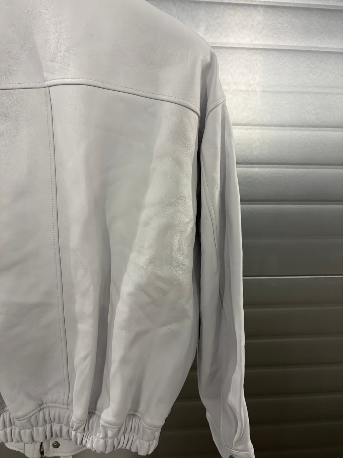 비바스튜디오 리얼레더 화이트 가죽 자켓 XL 상품이미지7