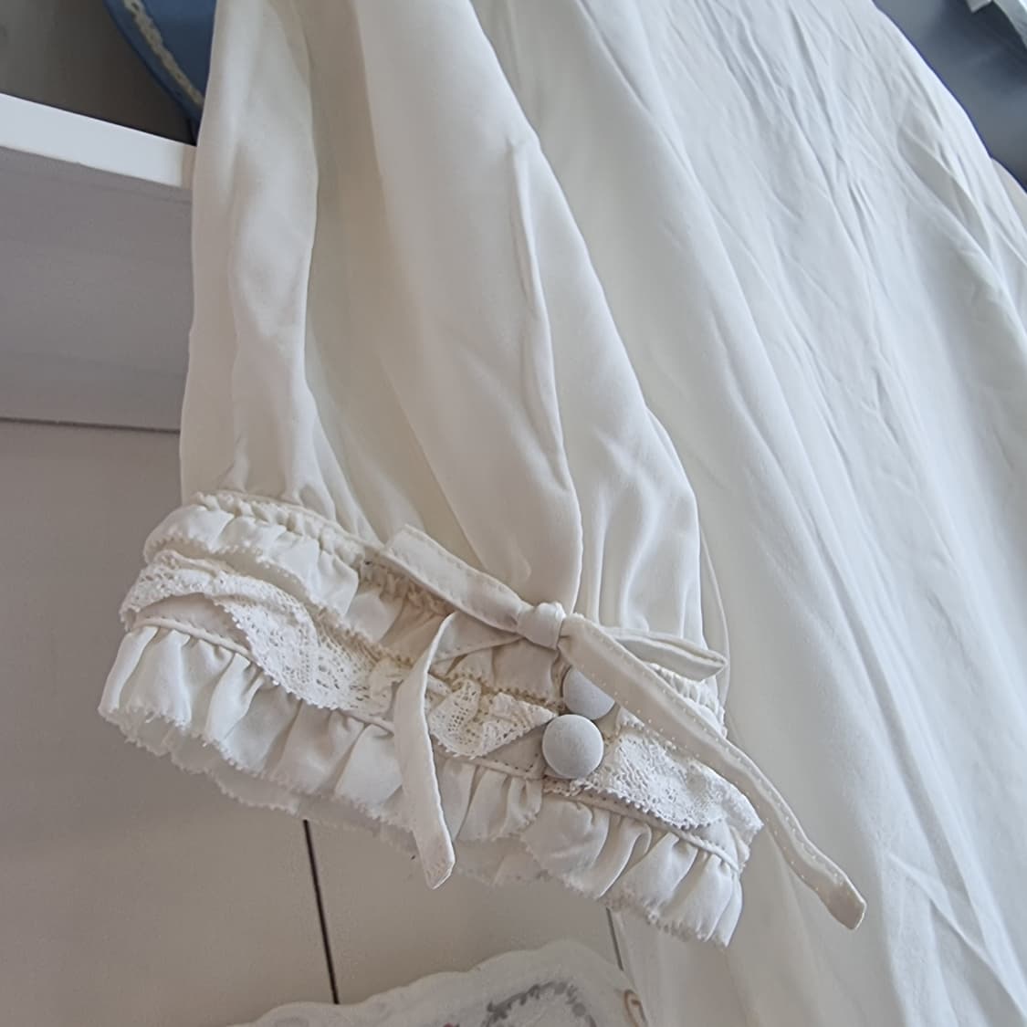 (INGEBORG) 아이보리 레이스 프릴 블라우스 상품이미지7