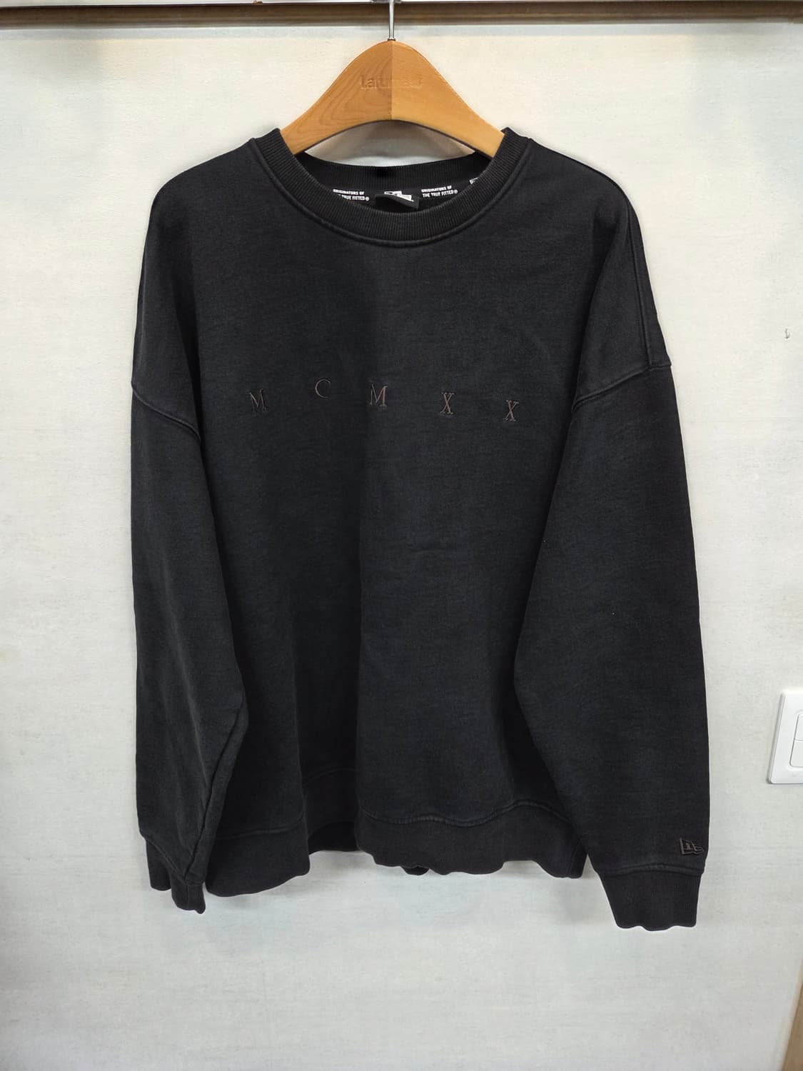 뉴에라 mcmxx 빅로고 기모 맨투맨 xl 상품이미지1