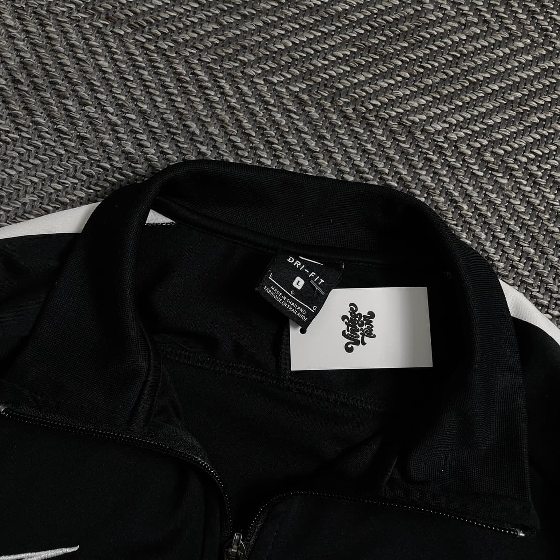 나이키 드라이핏 스우시로고 디테일 트레이닝 자켓y 4073 상품이미지5