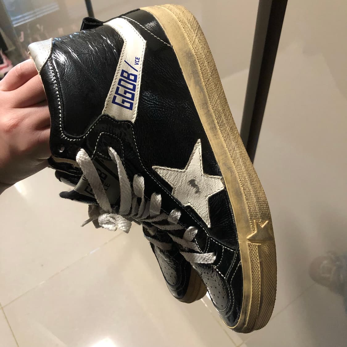 골든구스 슈퍼스타 스니커즈 38사이즈 240 (실착2번) 상품이미지3