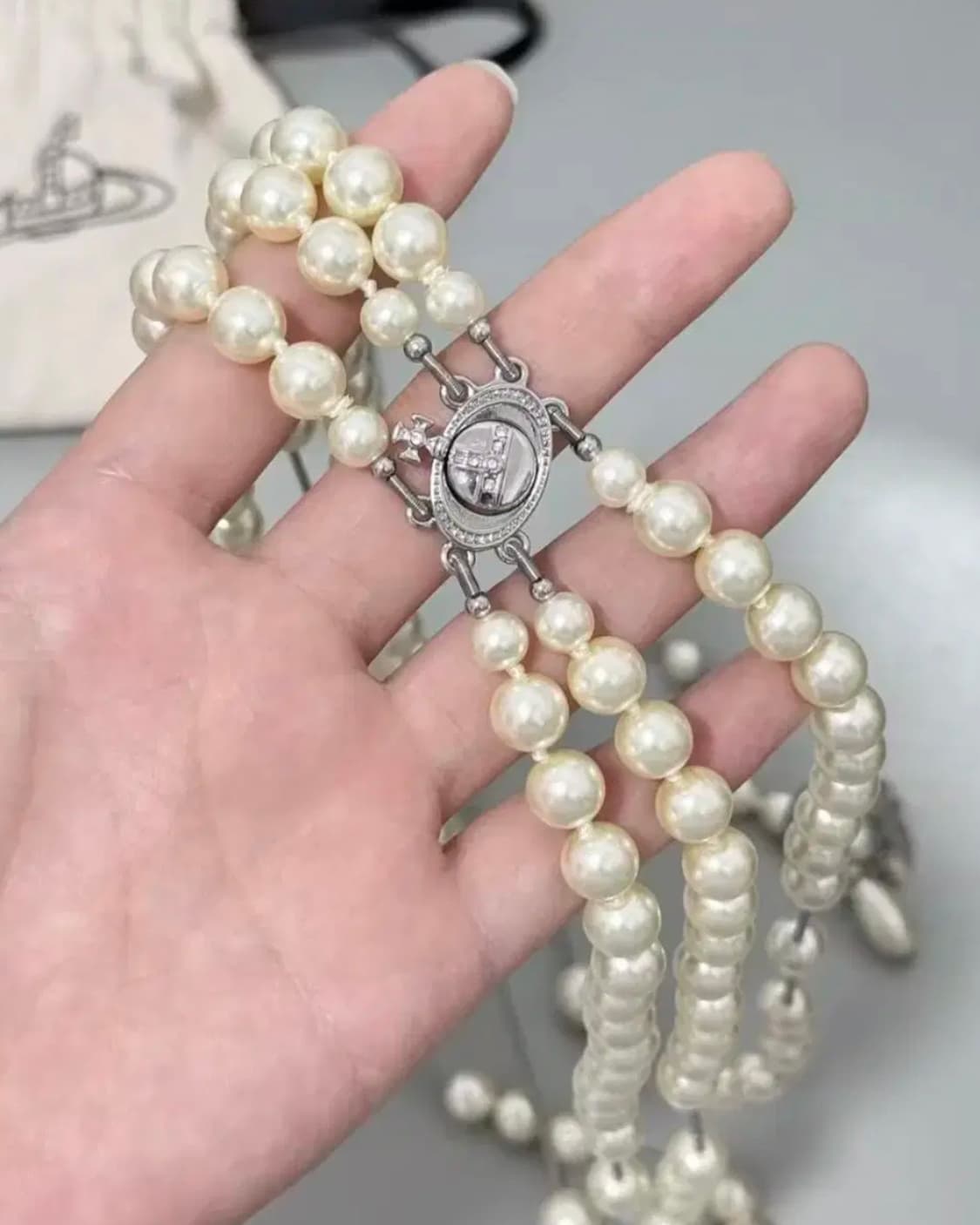 비비안웨스트우드 브로큰펄 목걸이 상품이미지3