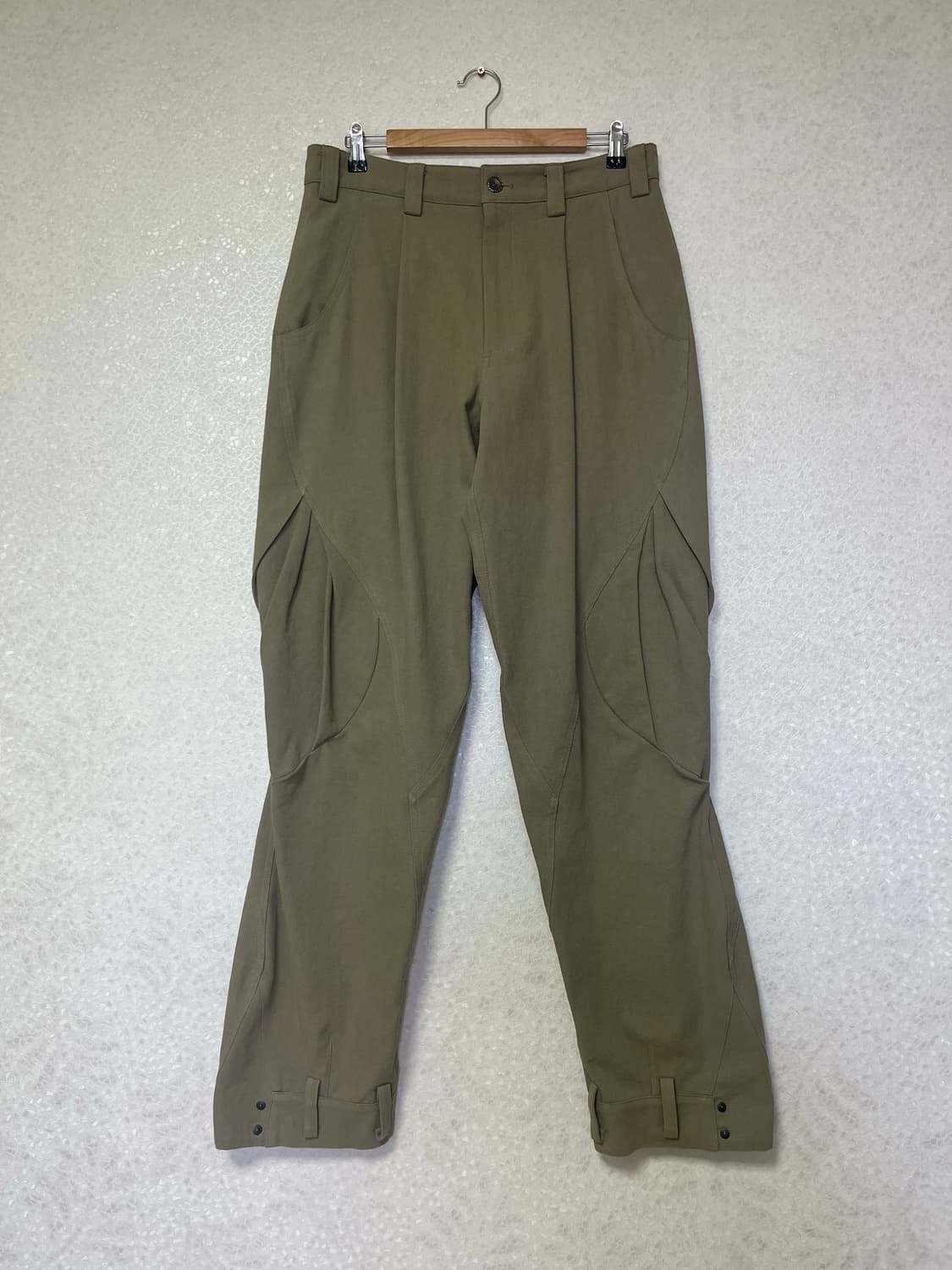 혜인서 fw24 카고 팬츠 상품이미지1