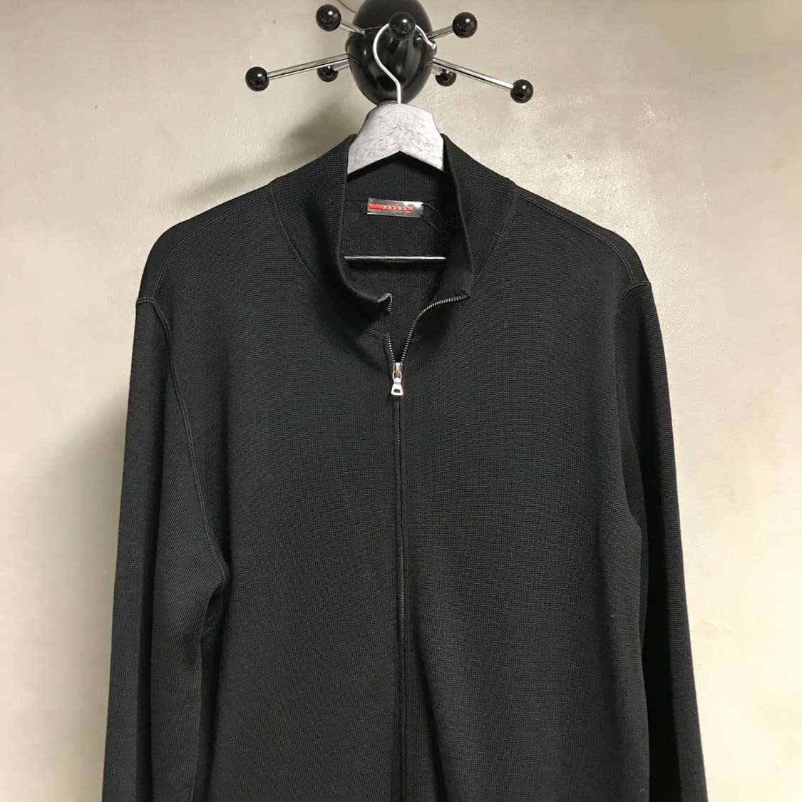 프라다 스포츠 니트 집업 블랙 52 상품이미지2