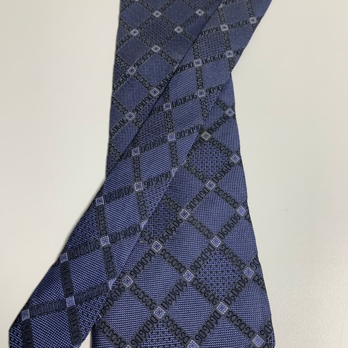 돌체앤가바나 모노그램 명품넥타이 100실크 정장코디룩 A등급 상품이미지4