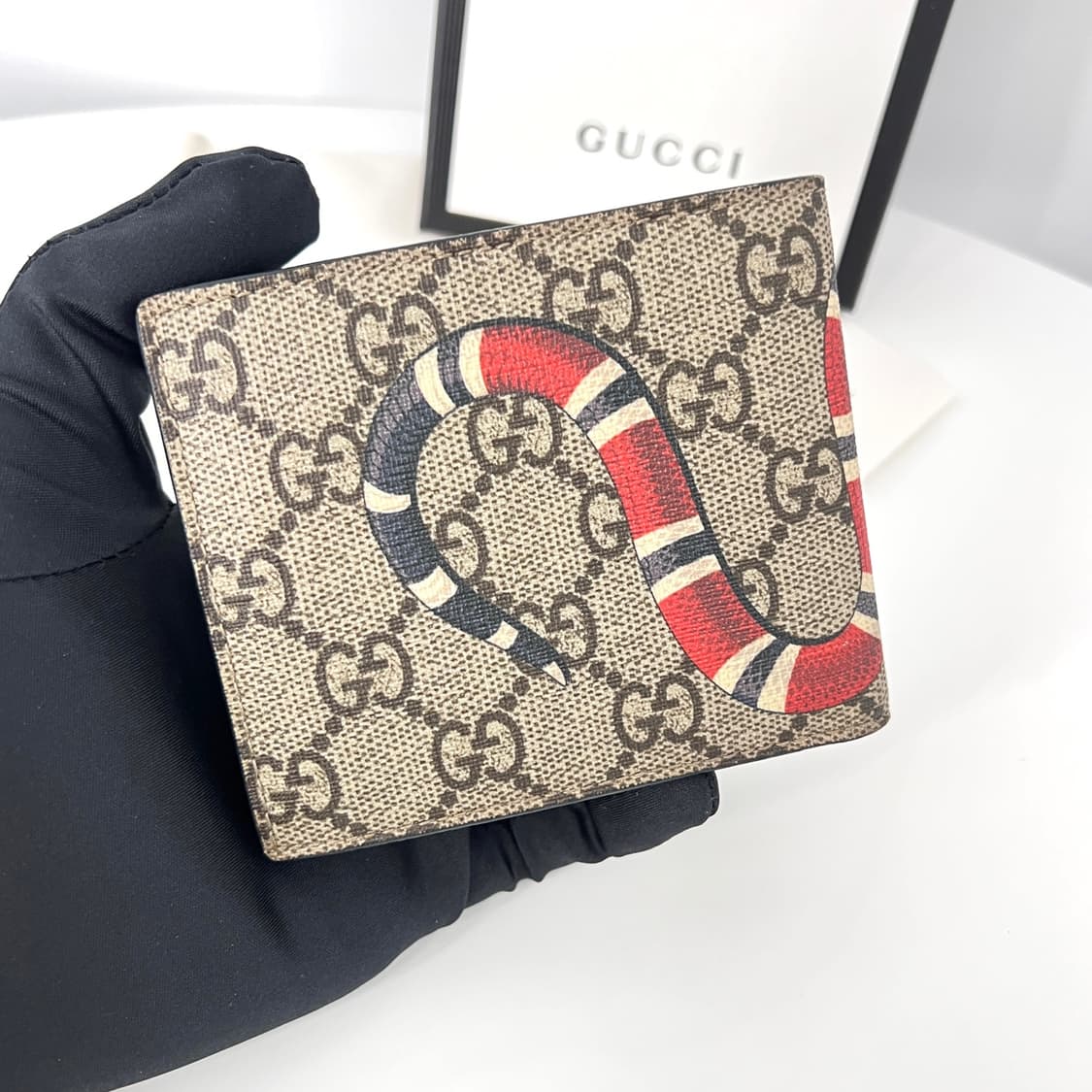 구찌 GG 수프림 스네이크 반지갑 (451268) 상품이미지3