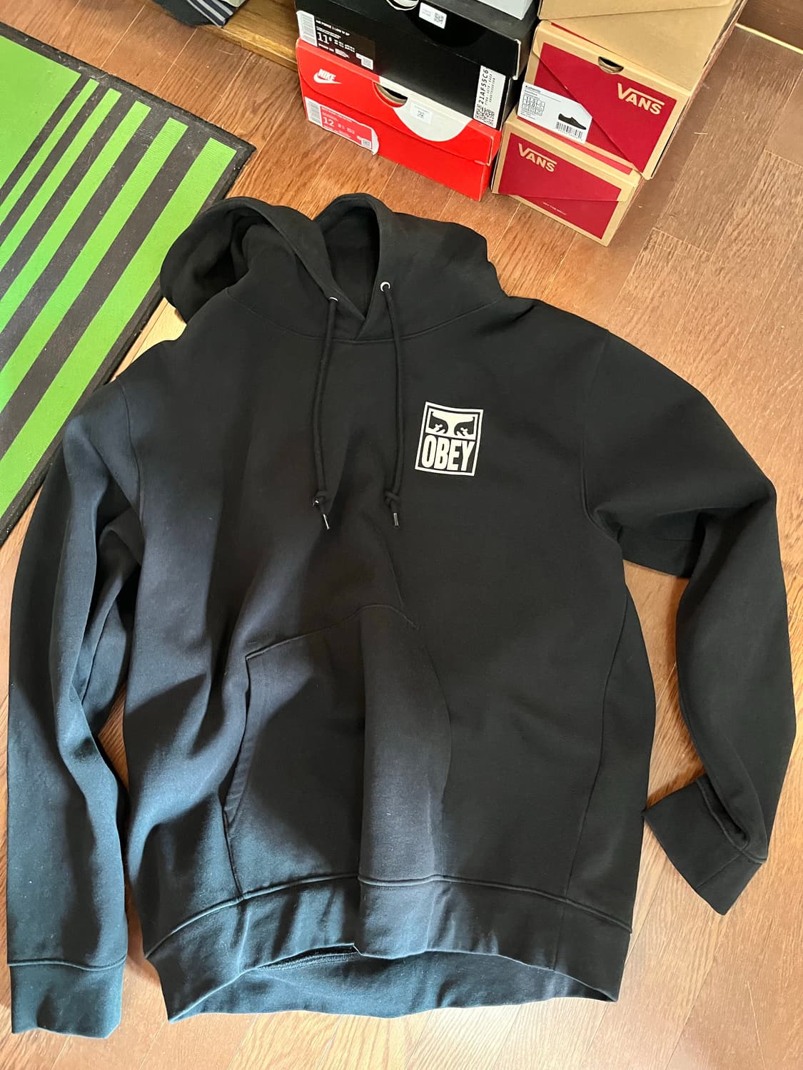 오베이 아이즈 후드티 상품이미지2