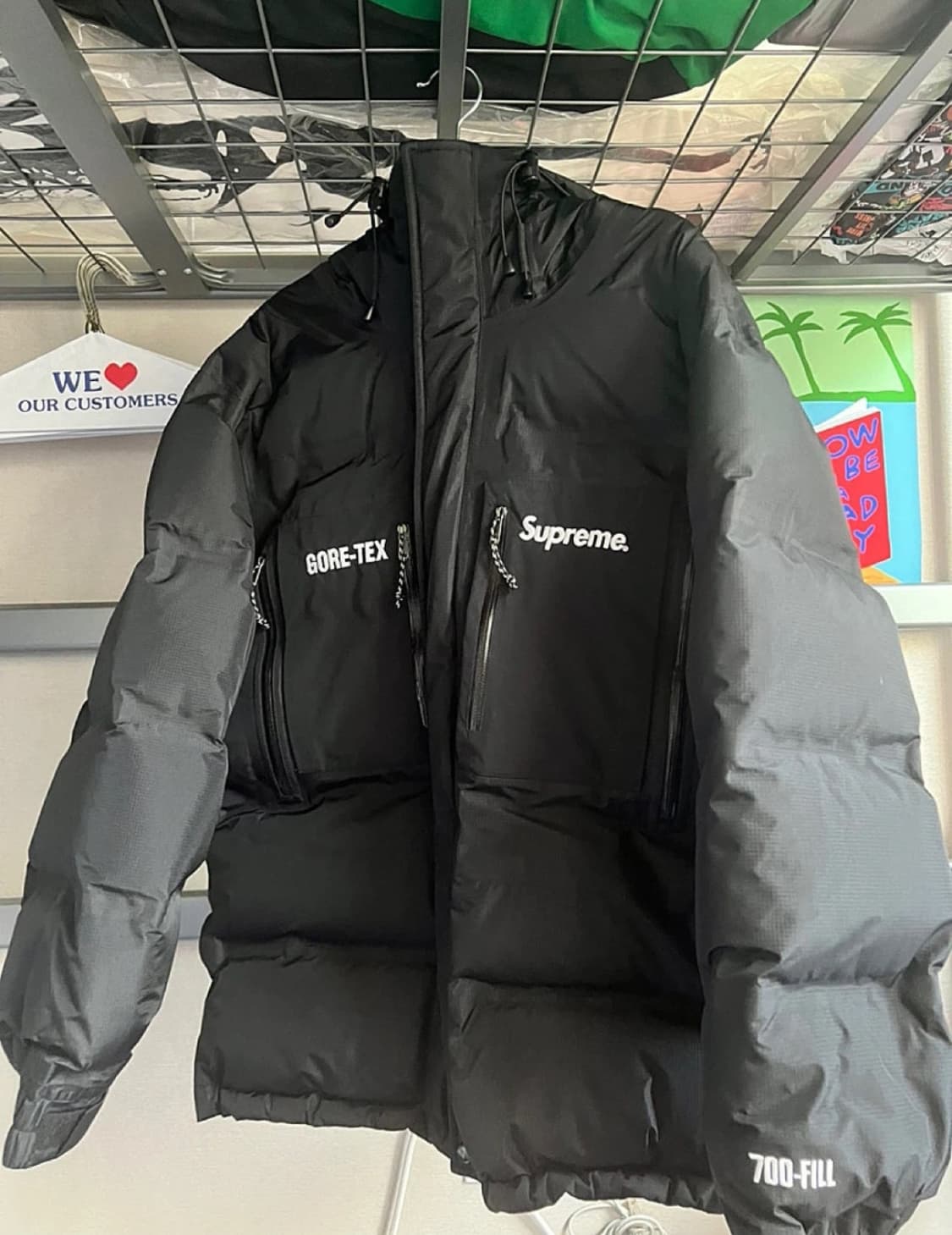 슈프림 고어텍스 700필 다운 파카 블랙 19fw 상품이미지4